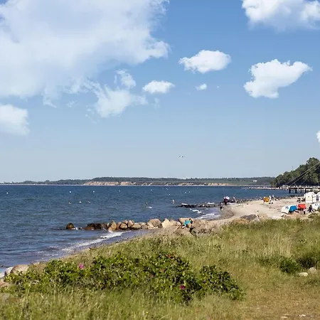 De Ole School Ferienapartments Medium-apartment 02 , Huus Stranden